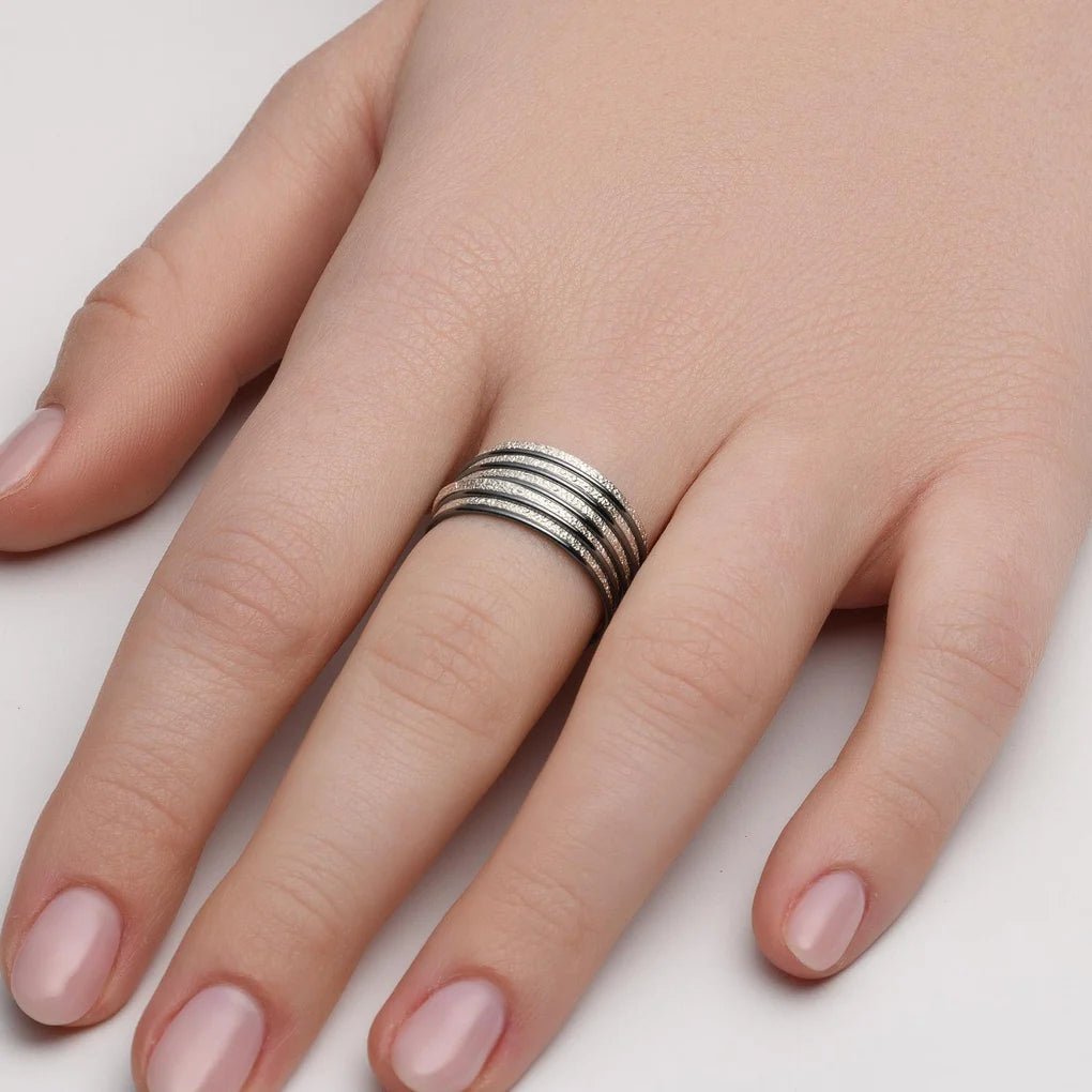 Mini Spirali Black &amp; White Ring - Studio Spirali