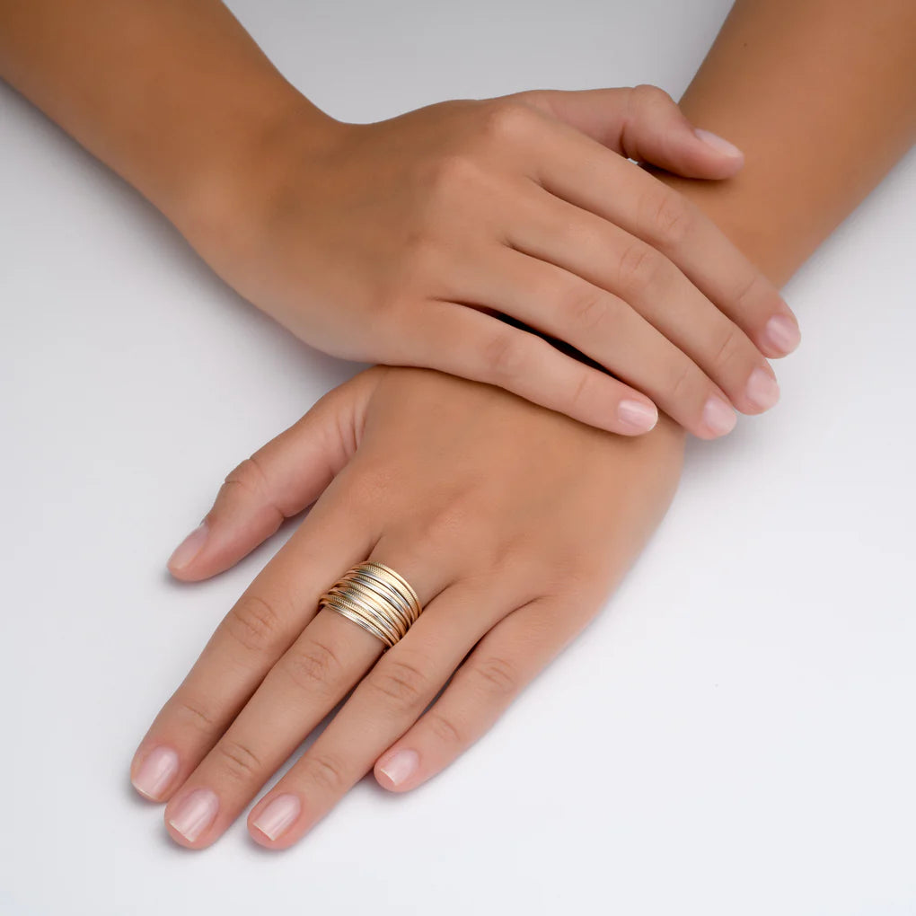 Mosaic Spirali Ring handcrafted with 999 silver and gold-filled wires