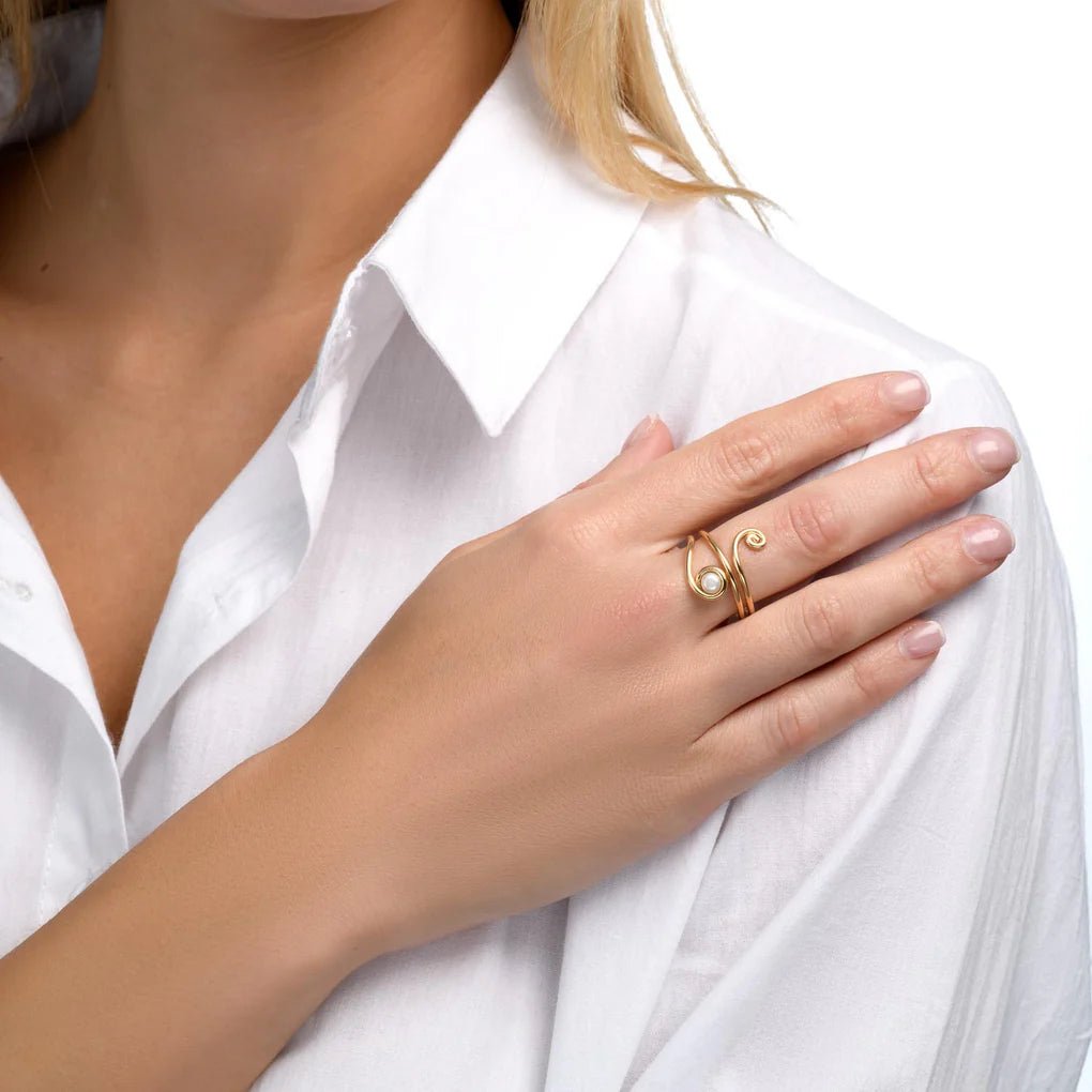 Universe Snake Pearl Ring - Studio Spirali